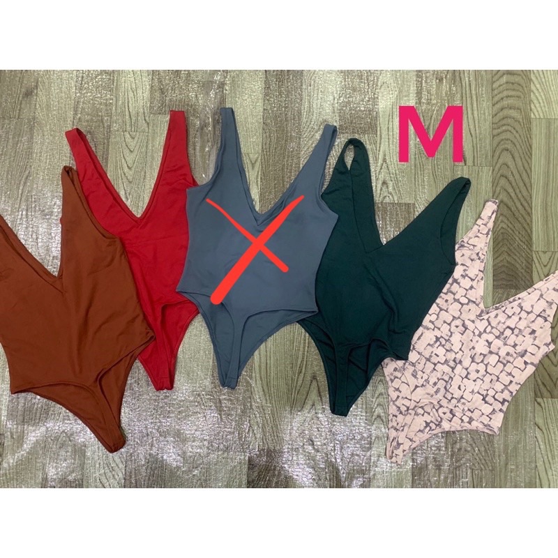 Áo body suit babaton