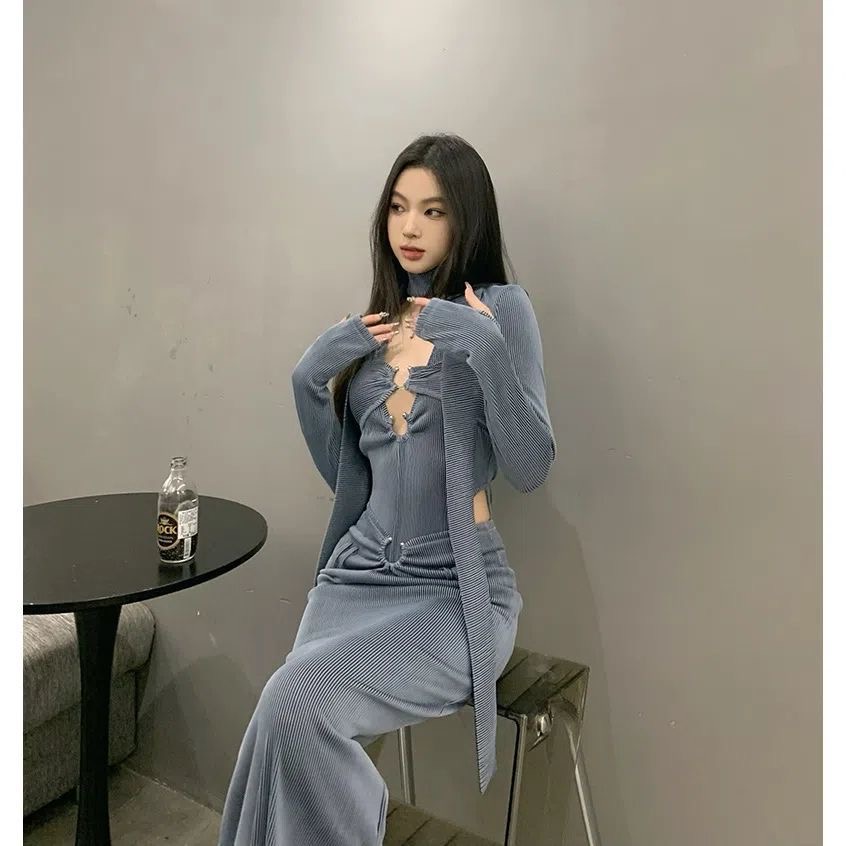 Set áo liền thân Croptop màu xanh xám combo chân váy dài đường phố thu đông hàng thiết kế cao cấp B018 mới 2022 | BigBuy360 - bigbuy360.vn