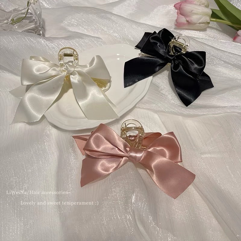 Kẹp Tóc Hình Cá Mập Thắt Nơ Sau Lưng Hàn Quốc 1 Cái