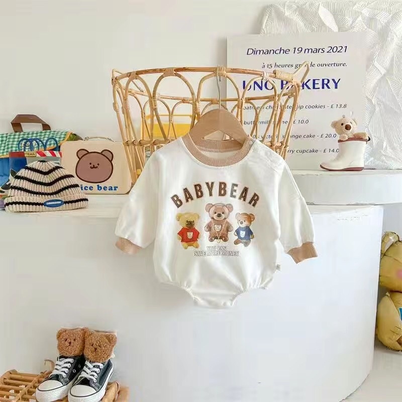 Bộ body chất cotton thấm hút kèm tất hoạ tiết ba chú gấu BABYBEAR dễ thương.