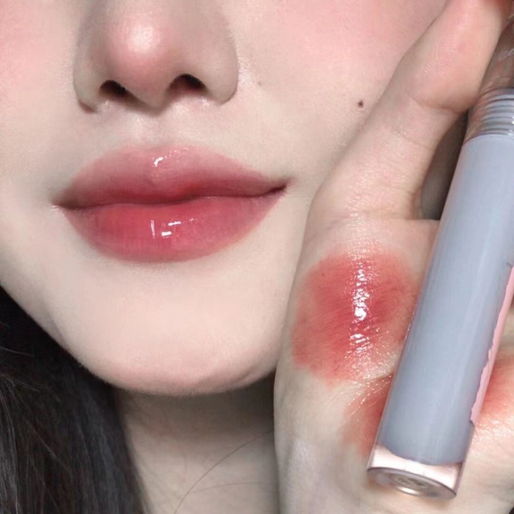 Son Bóng Dạng Lỏng Cappuvini Dưỡng Ẩm Chống Thấm Nước