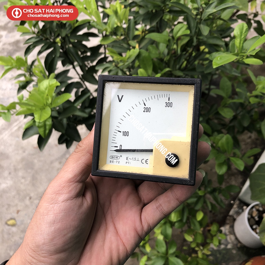 Vôn kế tháo máy cũ - Chợ Sắt Hải Phòng Online