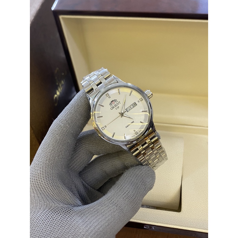 Đồng hồ nam O.rient dây thép không gỉ, máy pin