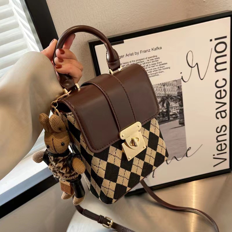 Túi Đeo Chéo Đựng Điện Thoại Đính Đá Thời Trang 2022 Dành Cho Nữ