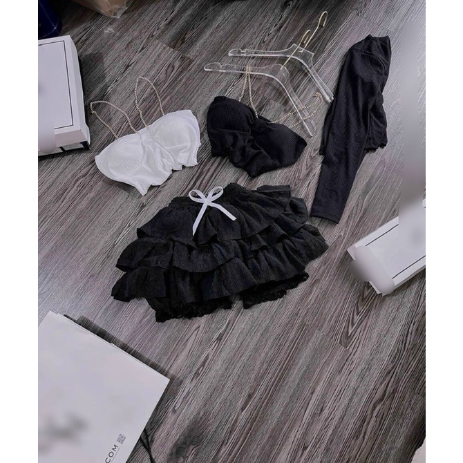 Set 3 món áo croptop 2 dây phối xích chân váy tầng dập ly kèm khoác ngoài - Bộ 3 món áo croptop dây xích chân váy