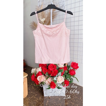 Áo hai dây, ba lỗ dáng croptop