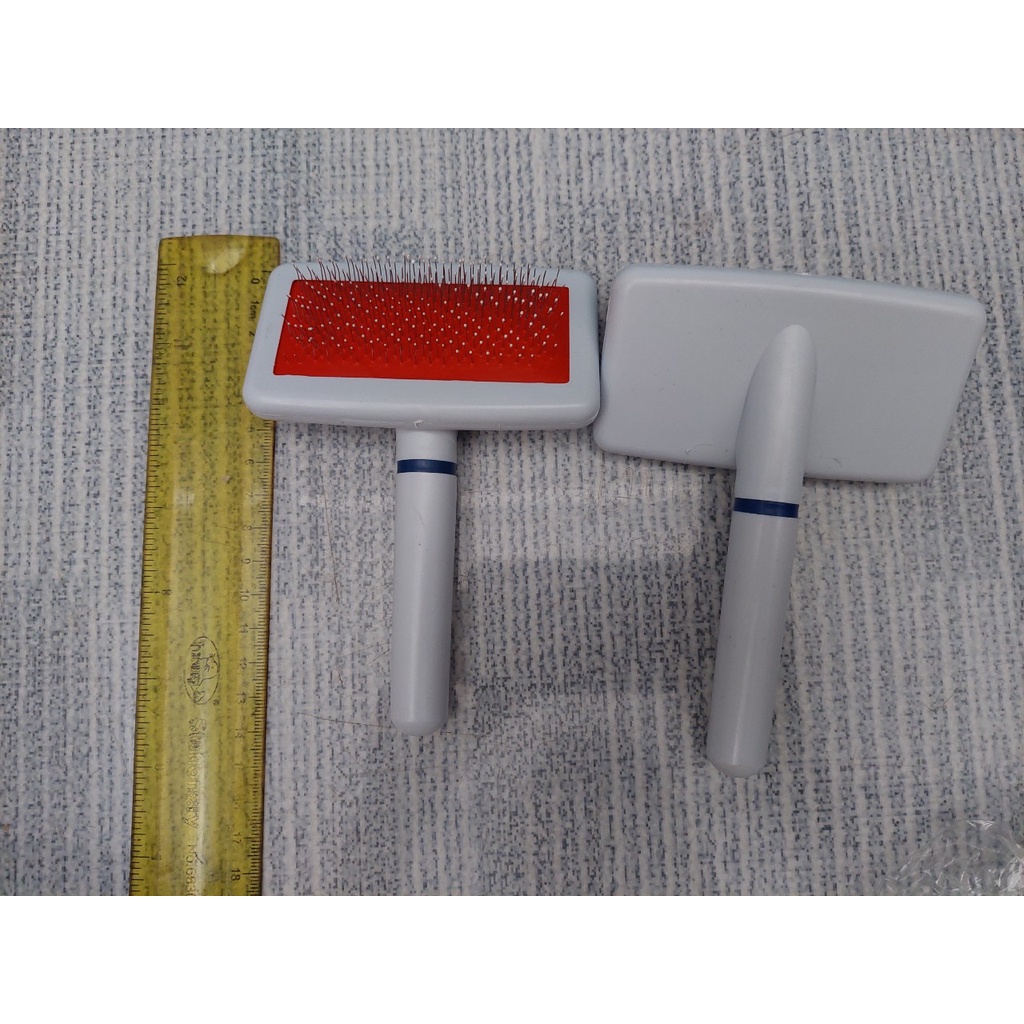 Lược chảy lông chó mèo, có nút bấm đẩy lông