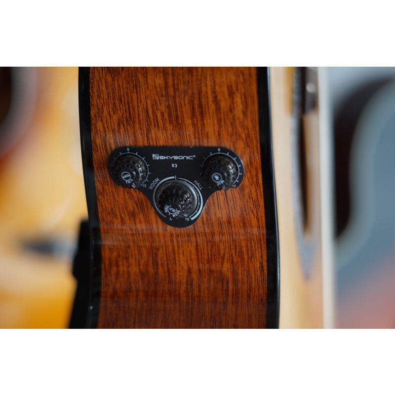 Guitar Nilon Flamenco JX-10G tích hợp Bluetooth và Effecr