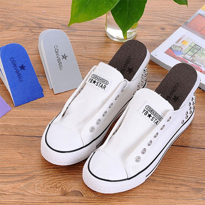 Bộ 2 miếng lót đế giày bằng xốp tăng 2.5cm chiều cao, đi rất êm chân, thoải mái, ngăn được mùi hôi chân