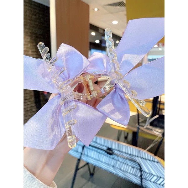 Kẹp Tóc Hình Cá Mập Thắt Nơ Sau Lưng Hàn Quốc 1 Cái