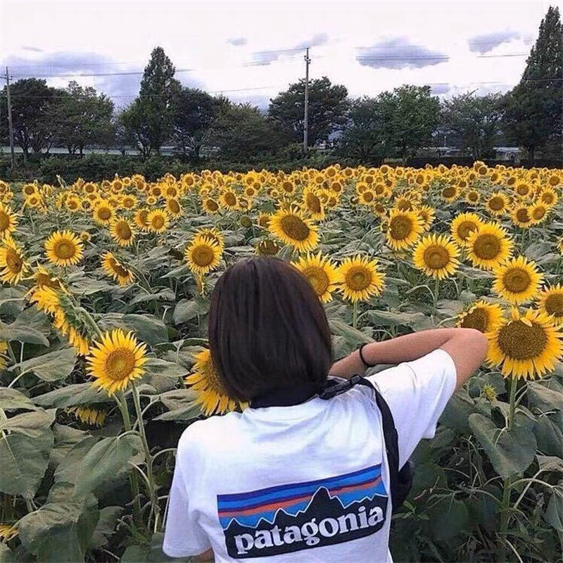 Áo Thun Patagonia mặc phong cách trẻ trung, nam nữ mặc form cực đẹp