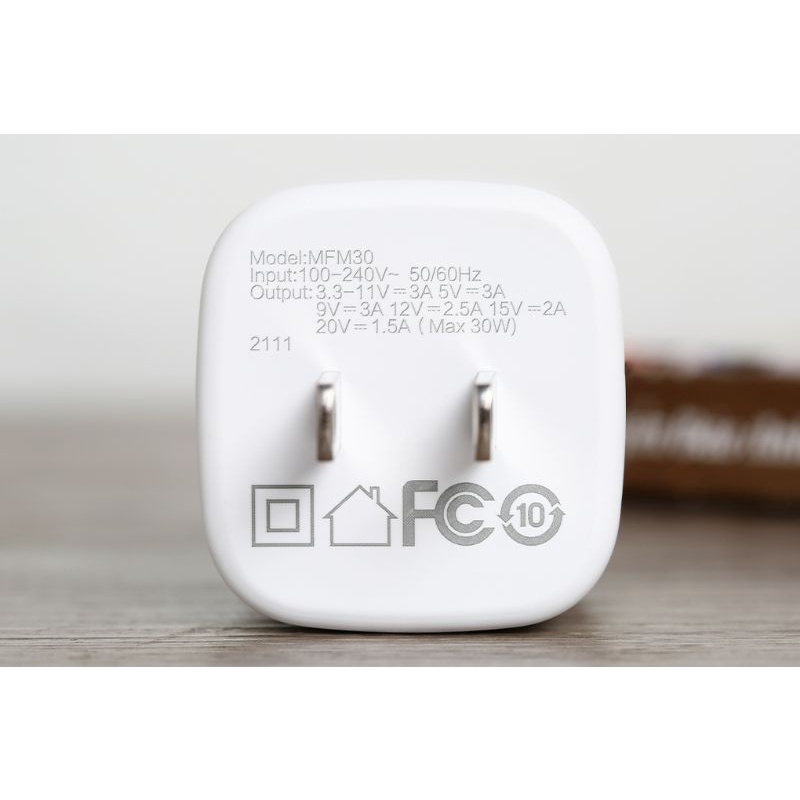 Adapter Sạc Type C PD GaN sạc siêu nhanh 30W Xmobile MFM30 Trắng
