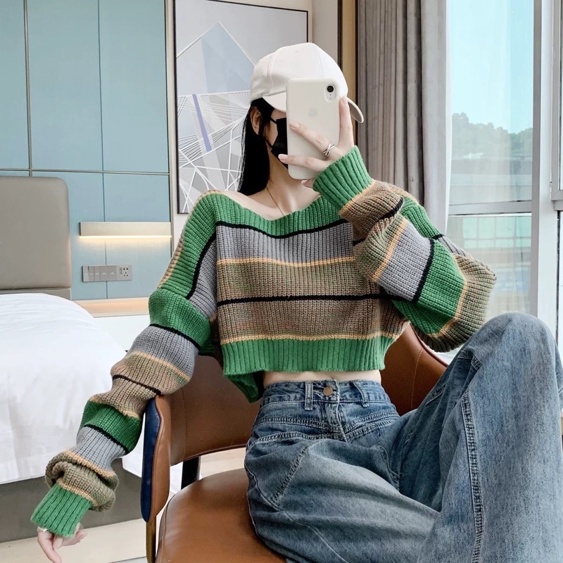 áo len kẻ xanh croptop hot hit (686#)