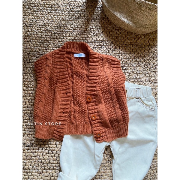 Áo gile len cho bé