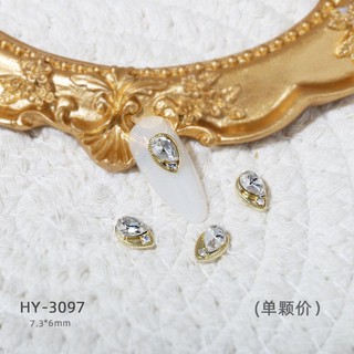 Charm đính móng mã 30 31