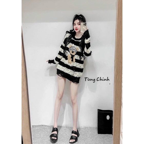 Áo len nữ dài tay kẻ ngang hình gấu rách cá tính hot trend 2022( ảnh thật trải sàn )