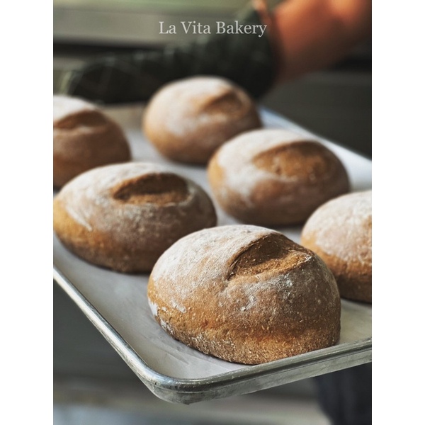 Dark Sourdough  - Bánh Mì Men Chua Lúa Mạch Đen