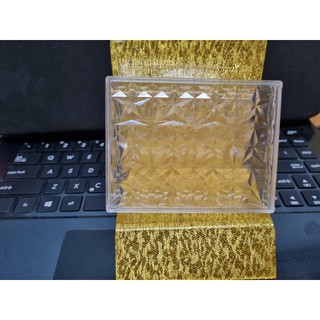 Hộp đựng đường vuông, táo đỏ