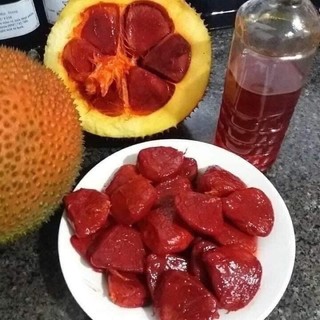 Dầu gấc dưỡng môi