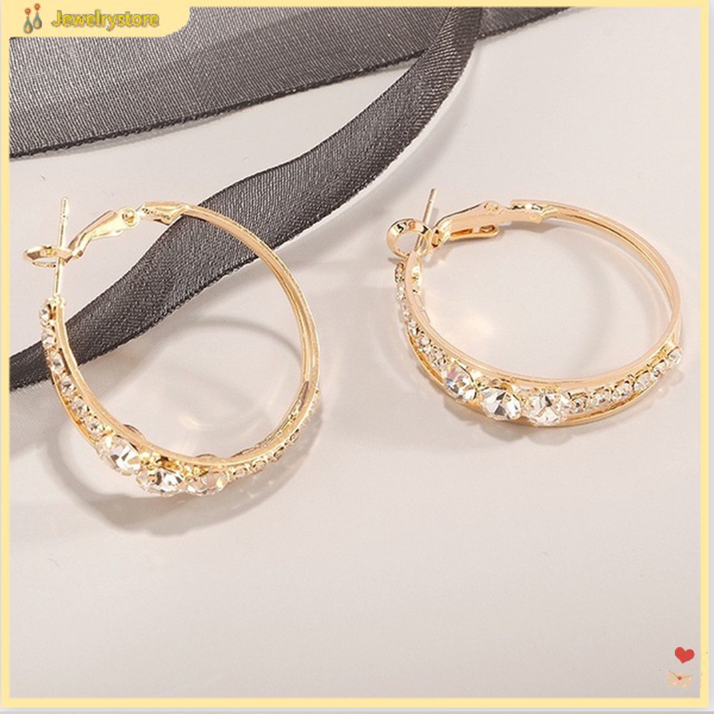 Đôi hoa tai dạng tròn đính đá sáng bóng phong cách thời trang cho nữ