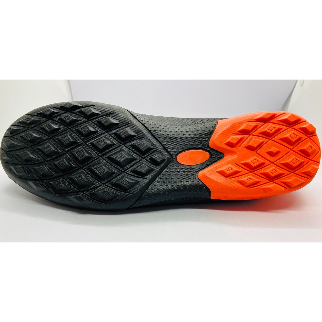 Giày đá bóng,Bóng Đá Sân Cỏ Nhân Tạo,Giày Đá Bóng Nam SF Adidas Predator Đen