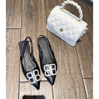 Giày sục chữ B đá size 35-39
