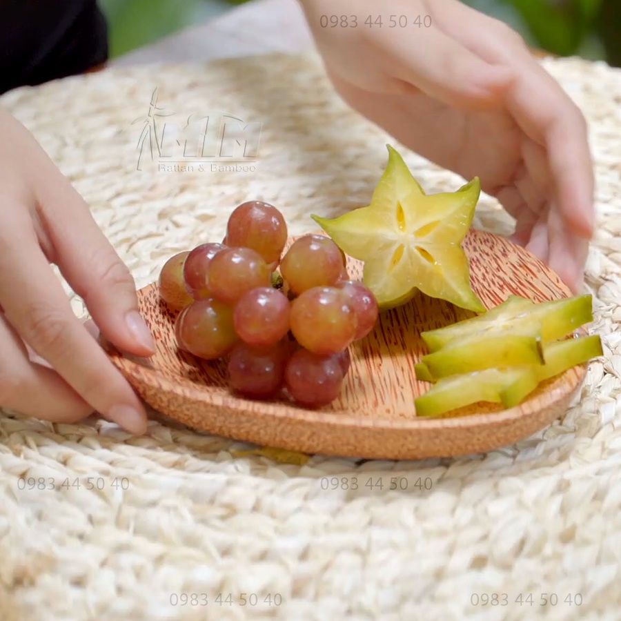 Đĩa gỗ dừa đựng bánh mứt kẹo,trái cây, trang trí bàn ăn, chụp hình SP.