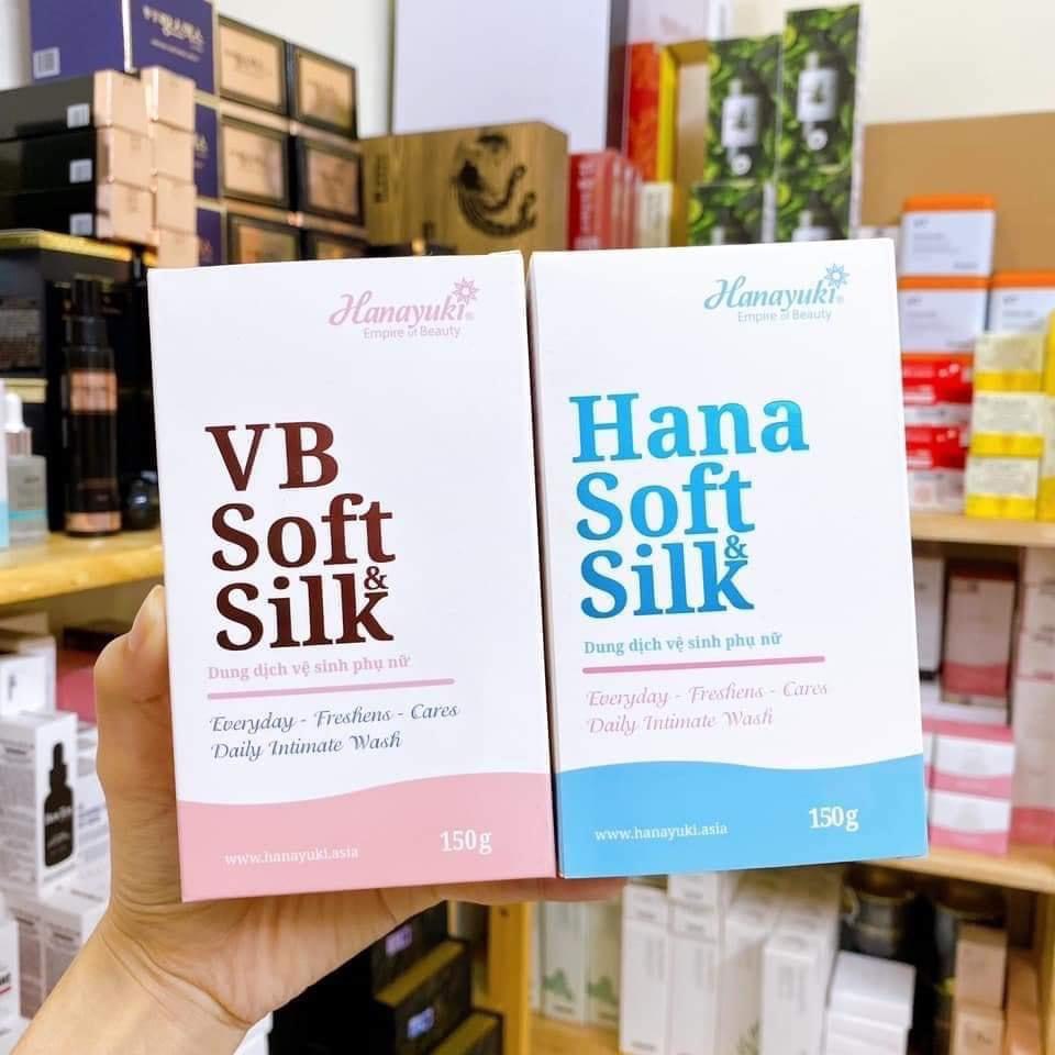 Dung Dịch Vệ Sinh Phụ Nữ Dịu Nhẹ Thơm Mát Hana Soft Silk Hanayuki 150gr