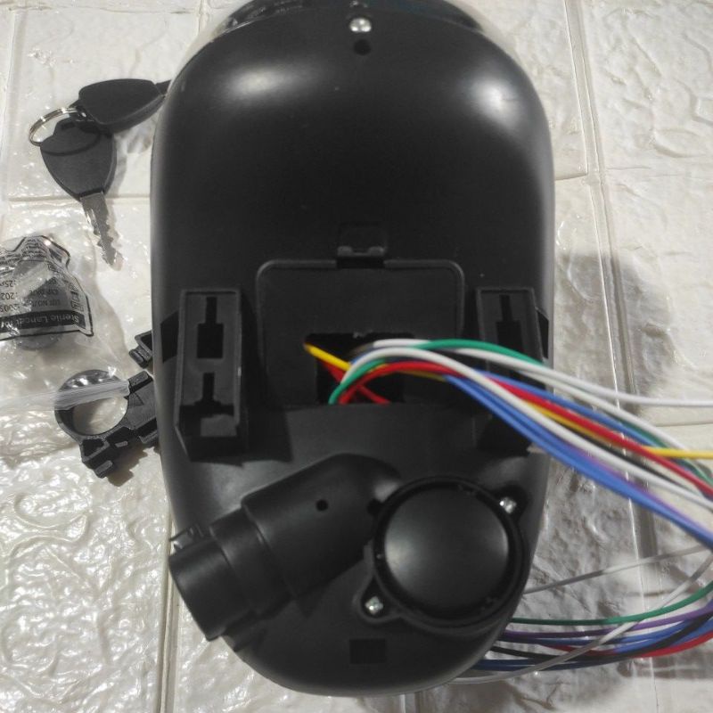 Đầu đèn xe điện 48v có vạch báo pin, contermet và xi nhan