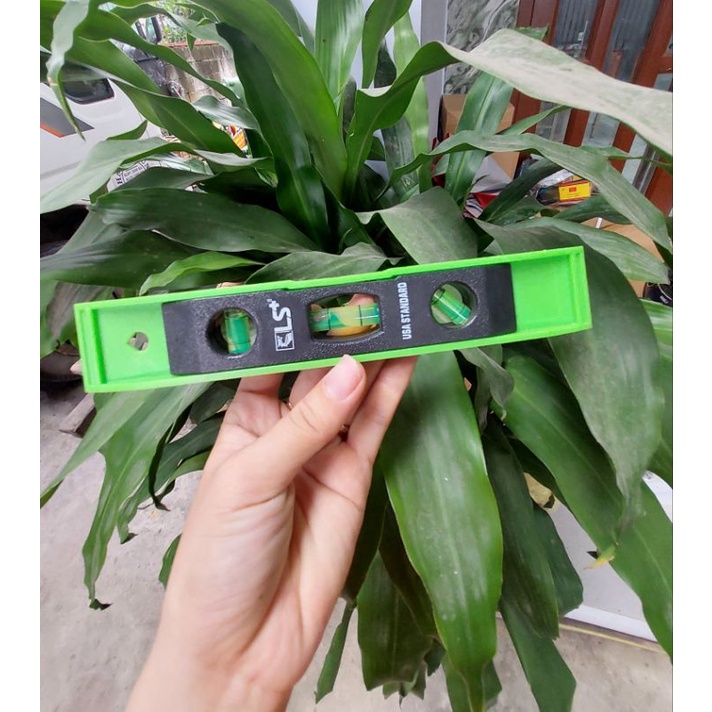 Thước thủy có hít 200mm LS