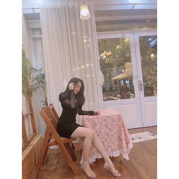 ✨Đầm cổ vuông ôm body tay áo lưới siêu tôn dáng ✨