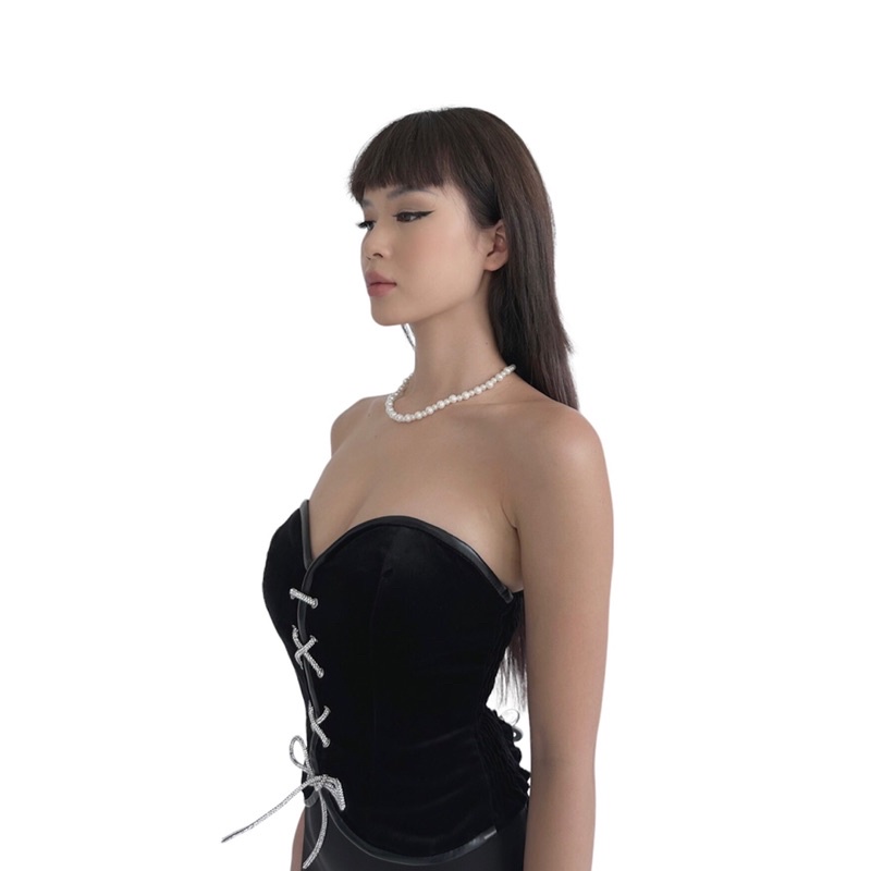 Chân váy lụa dáng dài phối cùng áo cup đan dây-Silky Skrits x Sophia Top