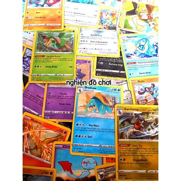 200 thẻ bài POKEMON XYGO. Không giao trùng.