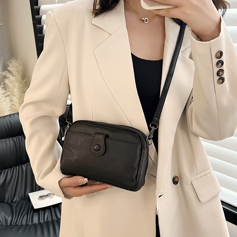 Túi Xách Da Thiết Kế Trẻ Trung Hợp Thời Trang 2022 Cho Nữ Trung Niên