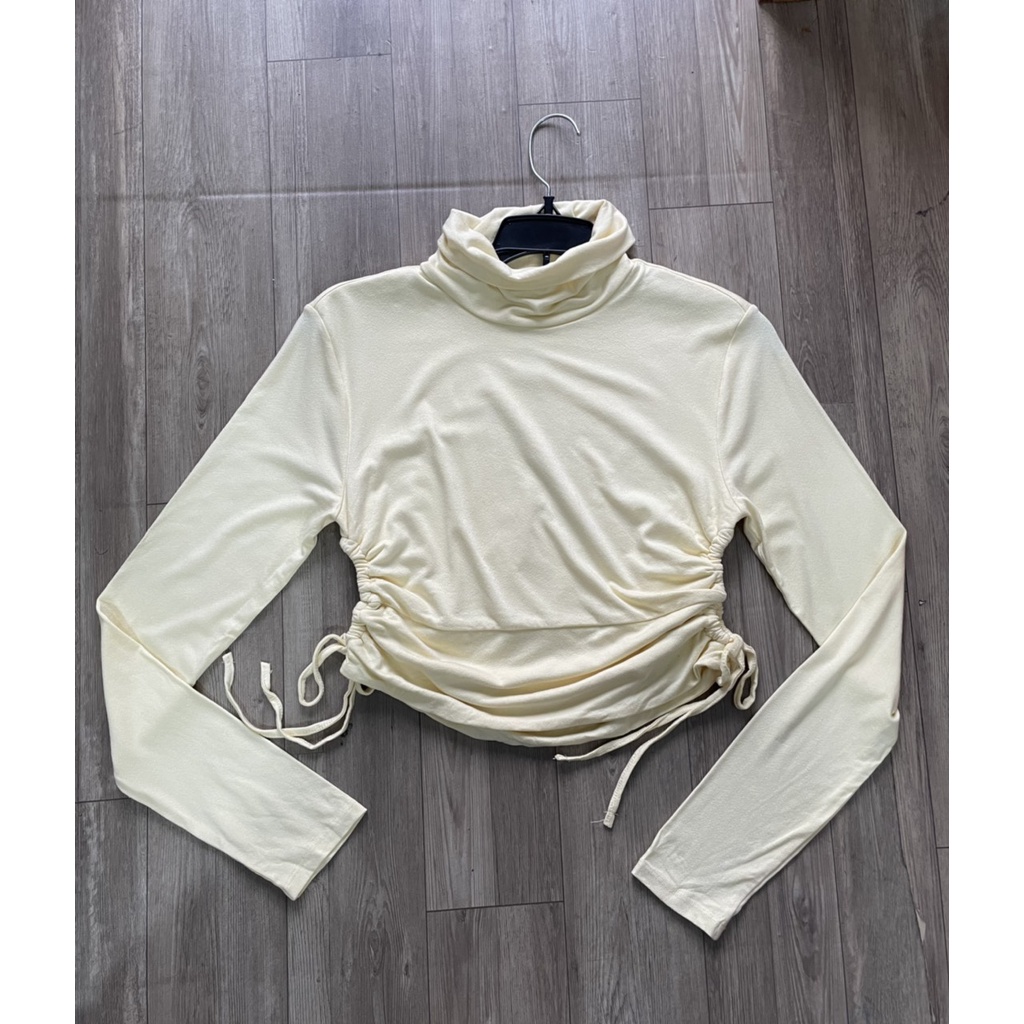 áo cổ lọ hãng dư xịn