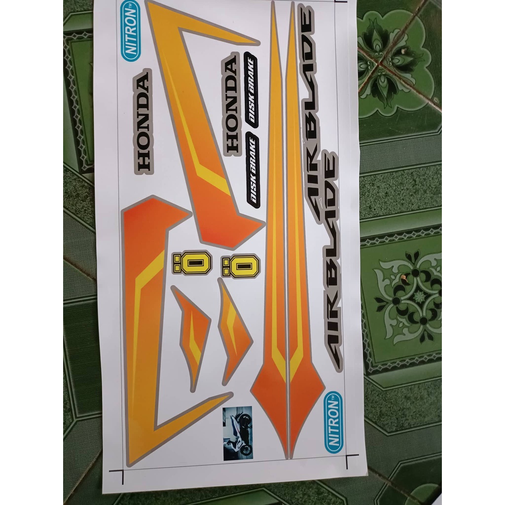 Tem rời AB 2020 đỏ đen. ko bay màu