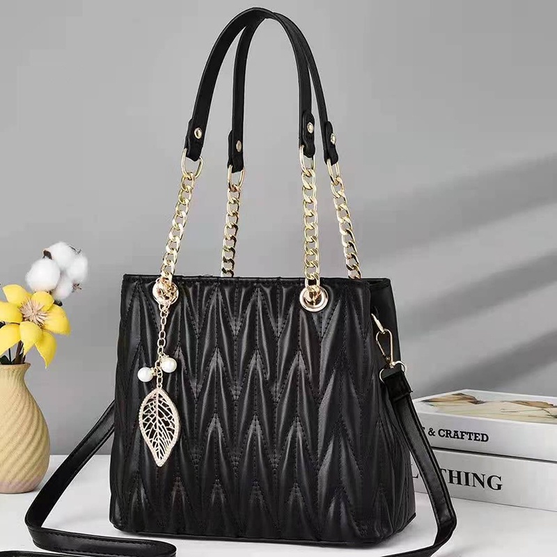 Túi Đeo Chéo Dây Xích Thời Trang Đơn Giản Dễ Phối Đồ Cho Nữ