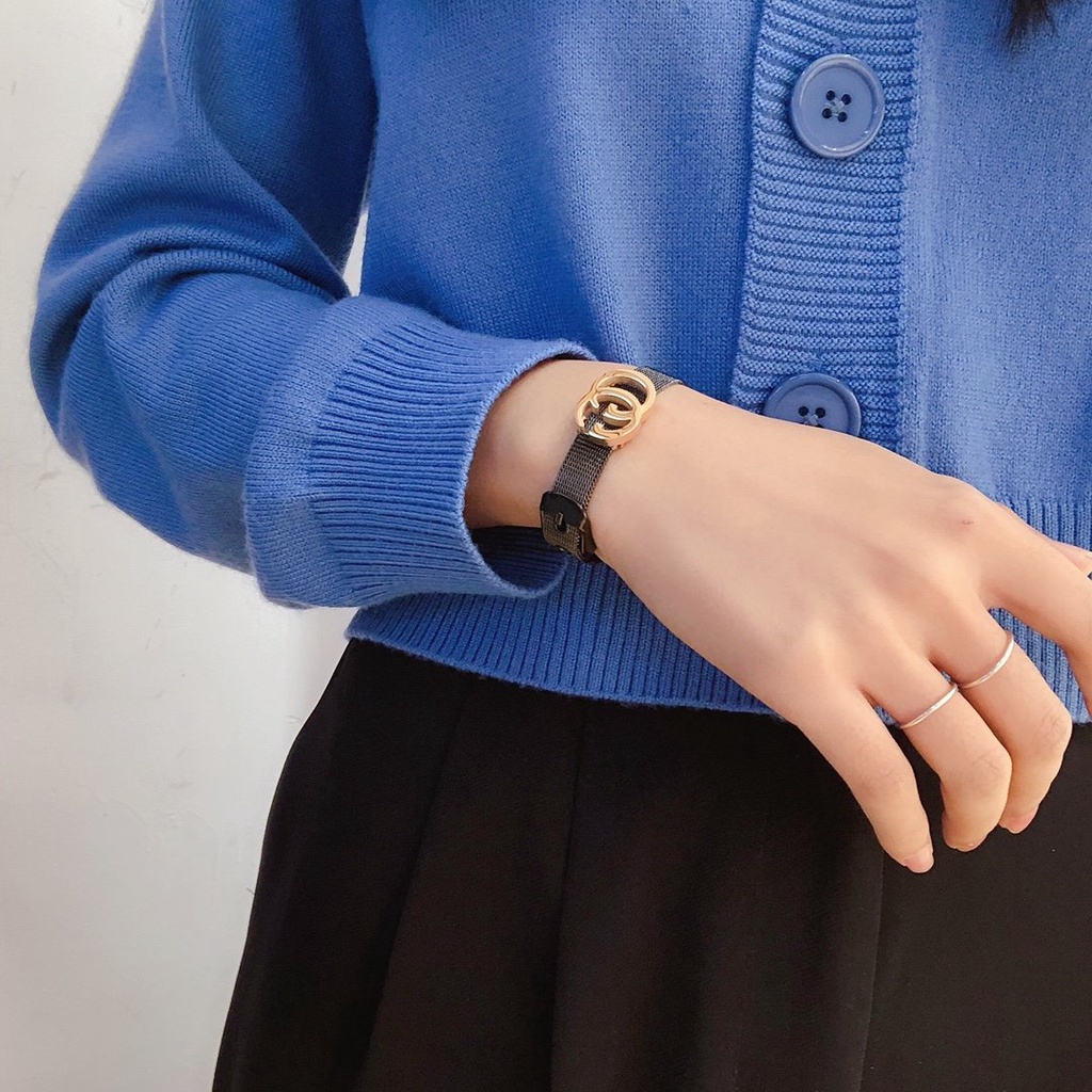 Vòng Tay Gucci Bằng Thép Titan Họa Tiết Hai Chữ GG