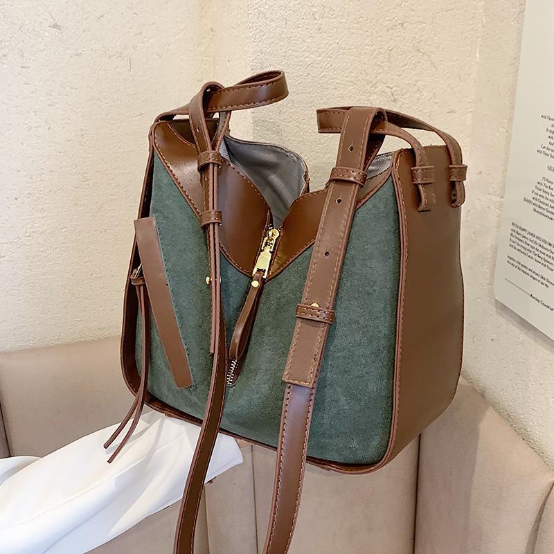 Ielgy Túi bucket Đeo Chéo Vai Sức Chứa Lớn Màu Tương Phản Cổ Điển Cho Nữ