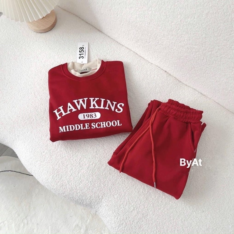 BỘ NỈ ĐỎ HAWKINS CỔ TRÒN CHO NỮ