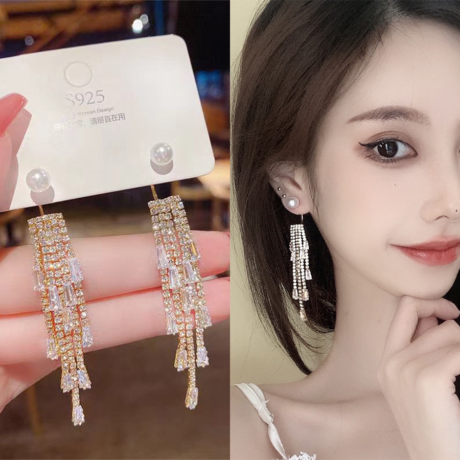 Bông Tai Tua Rua Dài Đính Kim Cương Giả Thanh Lịch Nhiều Kiểu Dáng