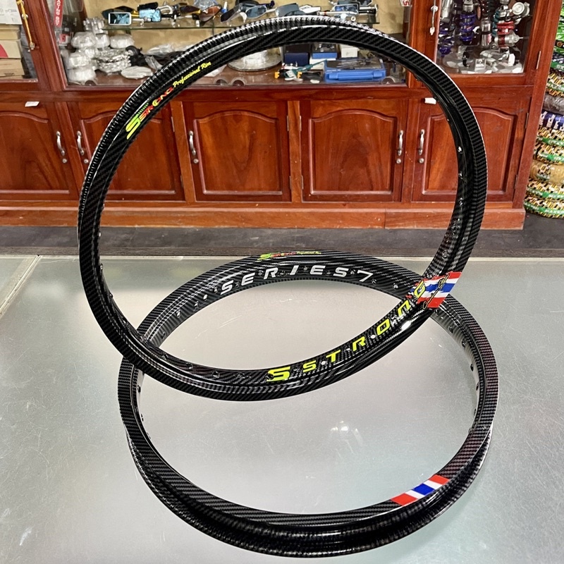 Niềng nhôm SSTRONG Thailand Sơn Carbon 1.4 - 1.6 x 17inch