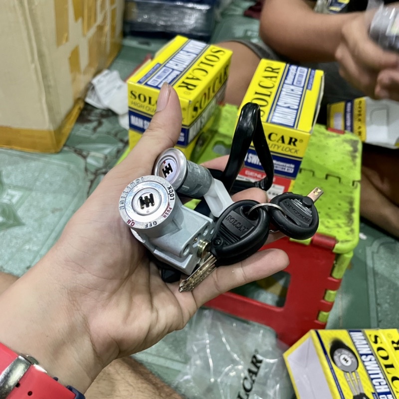 Bộ ổ khoá 6 cạnh Solcar chính hãng