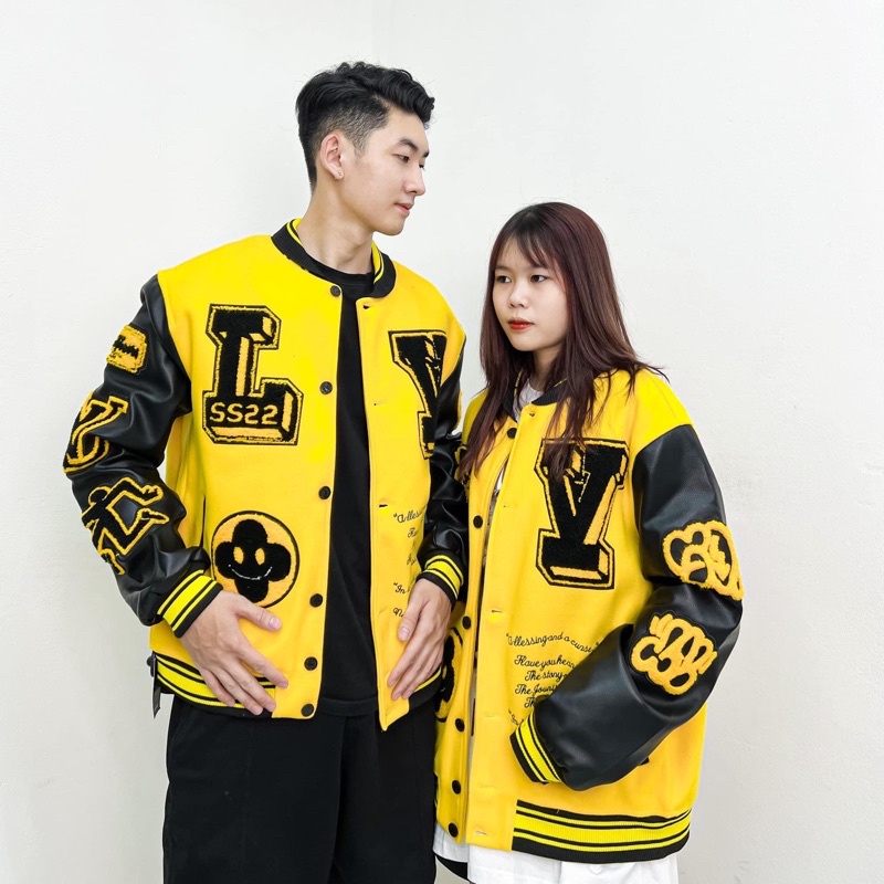 SIÊU PHẨM ÁO BOMBER NỈ LV VÀNG CỰC KÌ HOT NĂM 2022