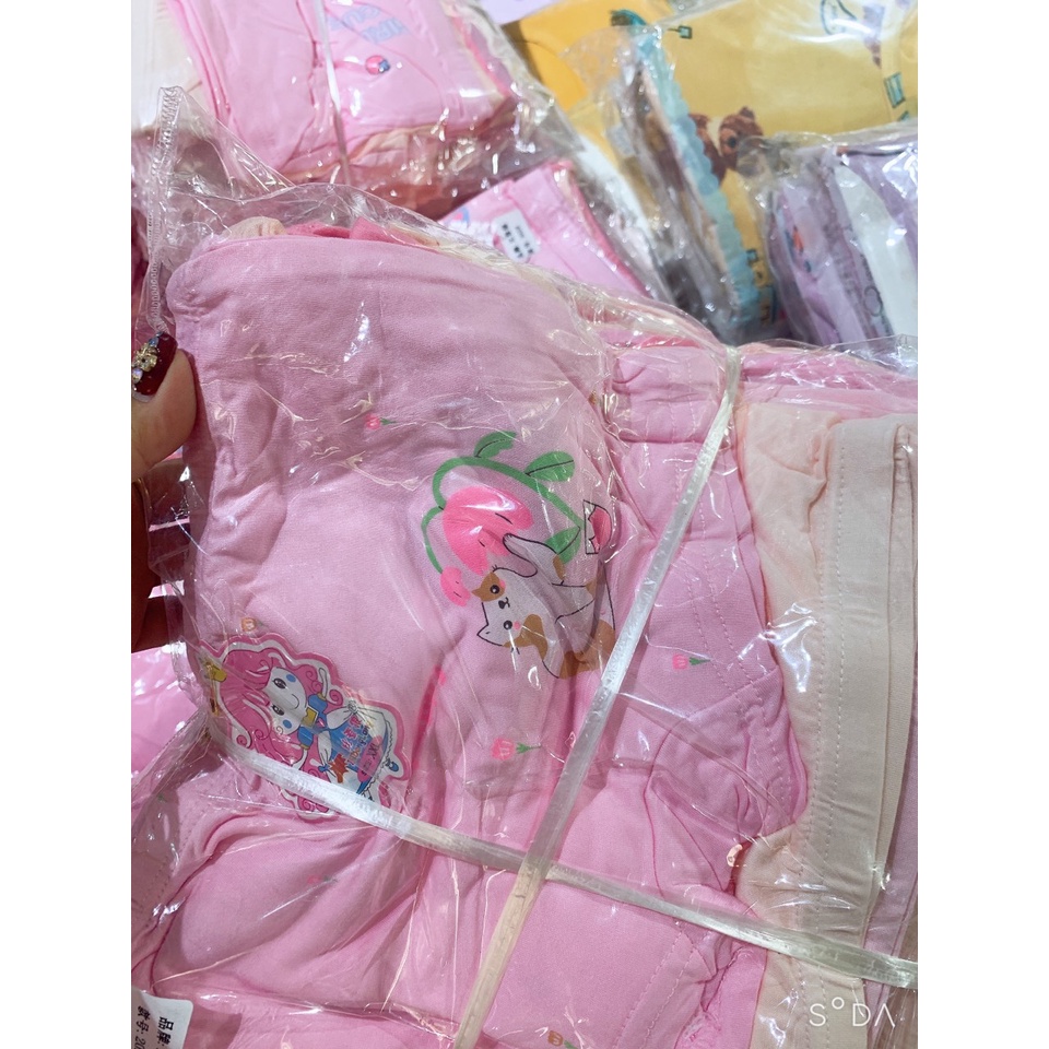 Quần chip hoạ tiết dễ thương cho bé gái