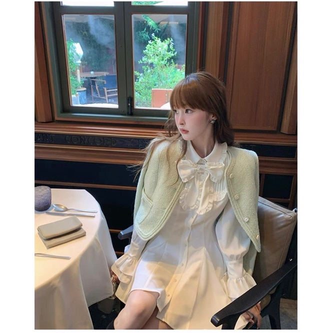 Set đầm tay dài cổ sơ mi có cài nơ tay áo ôm xòe kèm khoác dạ xanh nút ngọc có 2 túi trước freesize Pumi