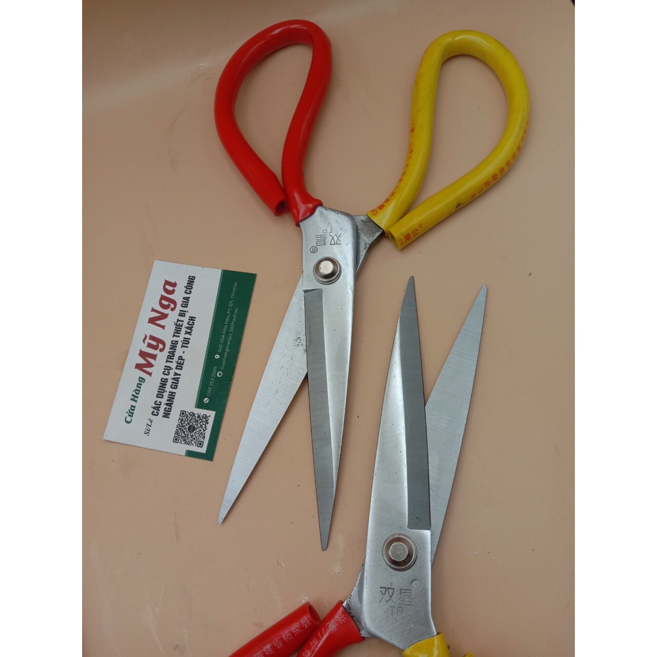 Kéo cán 2 màu cỡ 26cm x11