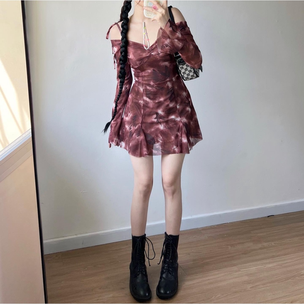 Váy body xòe bẹt vai NÂU tay loe