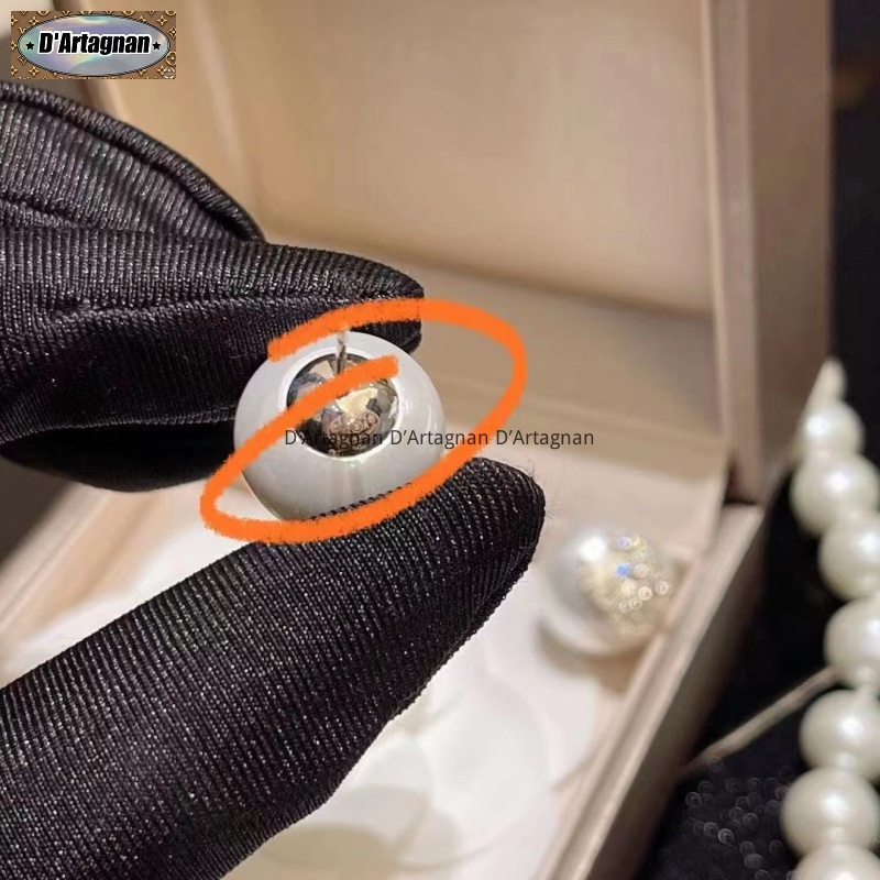 'Boutique Spot'CC22b Bông tai ngọc trai Stud kim loại CClogo với bông tai in thép Dia 1.8cm chất lượng cao Hàn Quốc 2022 mới tái tạo thanh lịch Vintage thời trang không phai 925 kim bạc cho phụ nữ