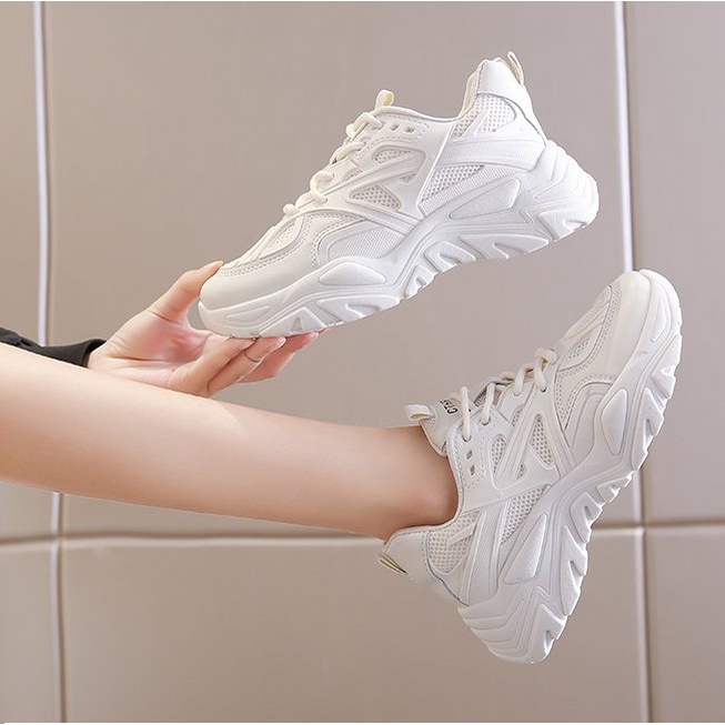 Giày thể thao nữ độn đế 5p tăng chiều cao đế lượn răng cưa da phối lưới ôm chân năng động, Sara M64